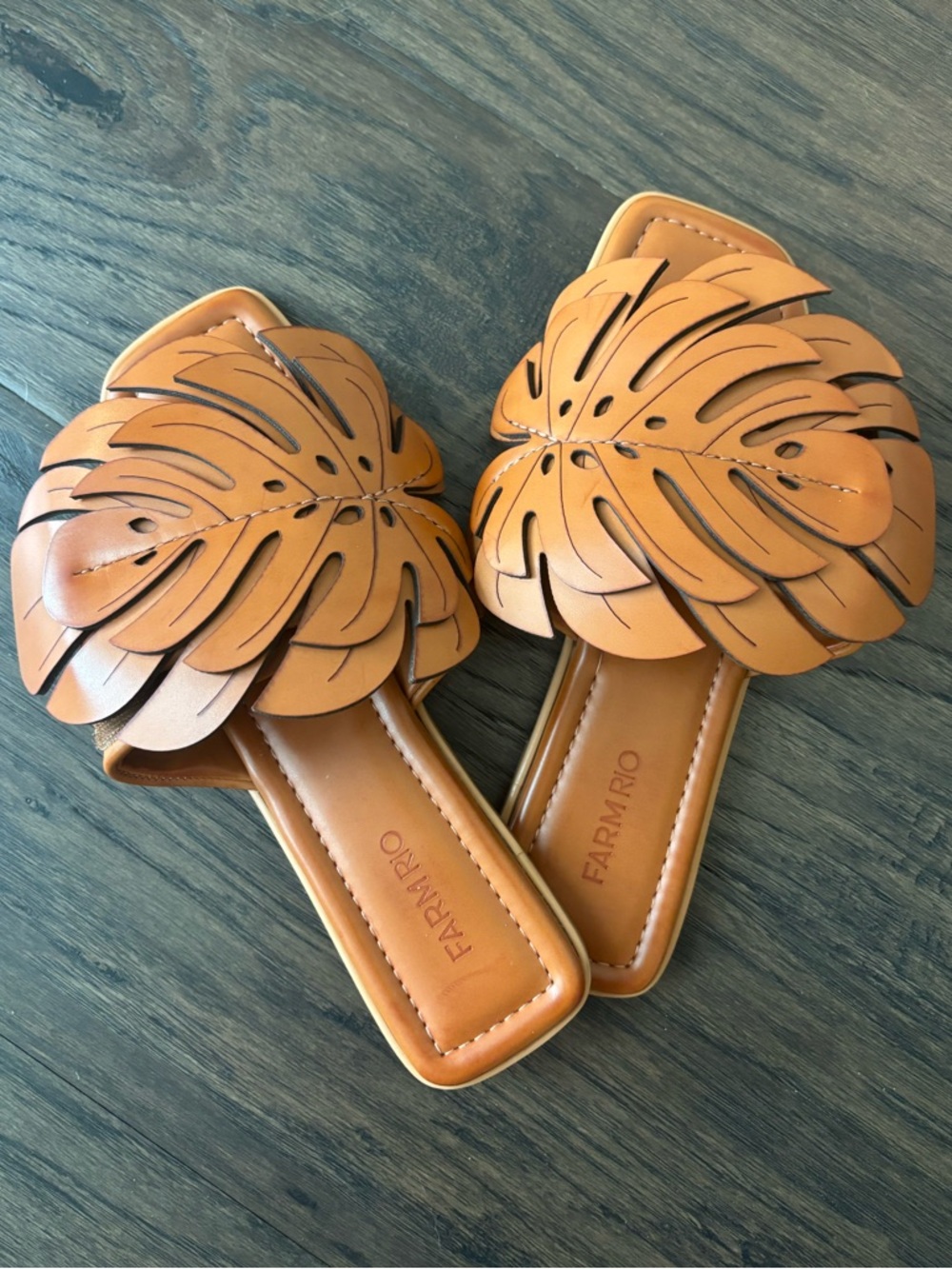 NEW FARM Rio Tan Leaf Slide Sandals